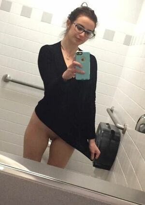 high school teen nude selfie